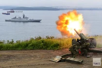 Cảnh Nga đón tàu chiến Ấn Độ khiến Bắc Kinh bực