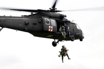 Quan sát Quân đội Mỹ-Thái Lan luyện "tuyệt kỹ cứu hộ"