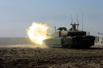 Điểm danh 5 xe tăng "đắt xắt ra miếng"