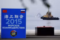 Quan sát dàn tàu chiến Trung Quốc ồ ạt tiến vào Nga