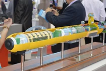 Chiêm ngưỡng tàu lặn không người lái Yunona “cực khủng” của Nga