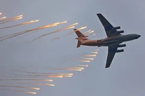 Máy bay vận tải IL-112B Nga sẽ không thể bị bắn rơi?