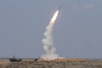 Tên lửa S-300V4 Nga bắn xa 400km, phương Tây “phát hoảng“