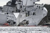 Khu trục hạm Aegis Na Uy sắp chìm sau va chạm với tàu chở dầu