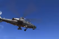 Trung Quốc đem T-34 ra làm mục tiêu cho trực thăng Z-10: Không xứng!