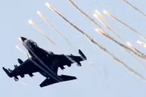 Khám phá tài lẻ của máy bay huấn luyện Yak-130 Nga