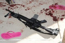 Soi xét khẩu AR-15 của hung thủ vụ xả súng ở Mỹ