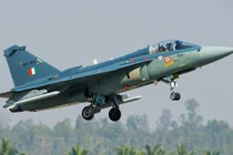 Chiêm ngưỡng máy bay tiêm kích "khó đẻ" của Ấn Độ