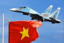 Nghe chuyện một chuyến bay ra Trường Sa của Su-30