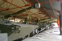 Bất ngờ xe tăng PT-76B Việt Nam vừa bơi, vừa bắn 