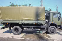 Công ty KAMAZ Nga chuyển giao xe quân sự cho Việt Nam