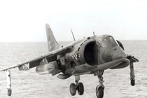 Khám phá chiến đấu cơ kỳ lạ nhất Hải quân Mỹ