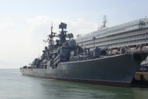 Cận cảnh vũ khí đáng sợ trên tàu chiến Nga thăm VN