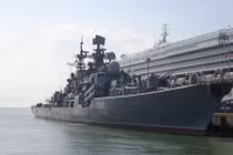 Cận cảnh vũ khí đáng sợ trên tàu chiến Nga thăm VN