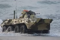 Bên trong xe bọc thép chở quân BTR-82A Nga có gì?