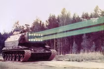 Diện kiến xe tăng phóng tia laze ghê gớm của Liên Xô