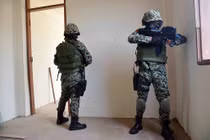 Lạ lẫm đặc công Việt Nam diễn tập ở Singapore