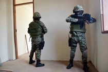 Lạ lẫm đặc công Việt Nam diễn tập ở Singapore