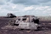 Mục kích trận chiến xe tăng lớn nhất trong lịch sử (1)