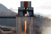 Bàng hoàng động cơ tên lửa liên lục địa Triều Tiên