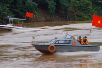 Mục kích Biên phòng Việt-Trung diễn tập chống khủng bố