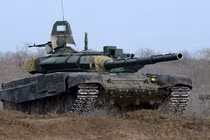 Việt Nam có thể sắm cả xe tăng T-72 và T-90MS? 