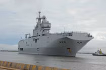 Nhìn mặt hai tàu chiến “khủng” Pháp sắp tới Biển Đông 