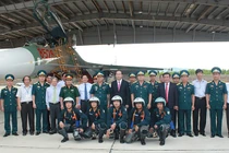 Tiêm kích Su-27 của Việt Nam bất ngờ đổi màu ngụy trang