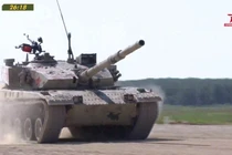 Đắng lòng T-72B3M Nga bị Type 96B Trung Quốc cho “ngửi khói”