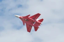 Mãn nhãn Su-34, F-22...mô hình thao diễn ở Việt Nam