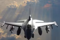 Việt Nam không nên mua chiến đấu cơ F-16, vì sao?