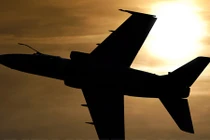 Khám phá máy bay chiến đấu mới tham gia đánh IS