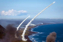 Kinh dị: Tên lửa S-300 mới của Nga bắn xa 400km