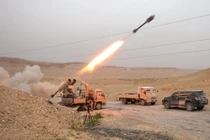 Soi dàn vũ khí Syria tham gia giải phóng Palmyra