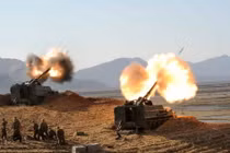 Mãn nhãn Quân đội Triều Tiên bắn pháo dữ dội 