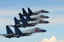 Mổ xẻ chiến đấu cơ Trung Quốc đem trái phép ra Hoàng Sa