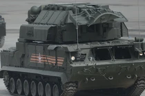 Xem tên lửa phòng không Tor-M2U Nga khai hỏa ồ ạt