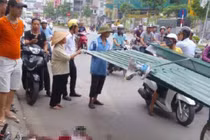 CSGT ra quân dẹp xe xích lô sau vụ bé trai bị tôn cứa cổ