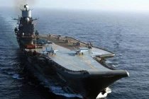 Bất ngờ: Nga thay Mistral bằng…tàu sân bay Kuznetsov