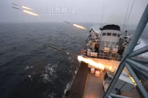 Nguy hiểm tàu pháo kích bờ biển, đảo của Trung Quốc