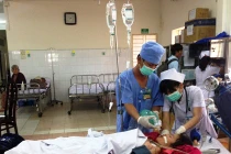 Hai cháu bé chết thảm thương trong nỗi đau cha mẹ