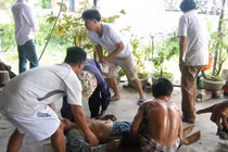 Giăng điện chống heo phá hoại gây chết người