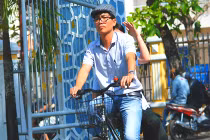 Hội An: Ai khởi xướng đi xe đạp đến công sở?
