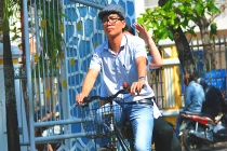 Hội An: Ai khởi xướng đi xe đạp đến công sở?