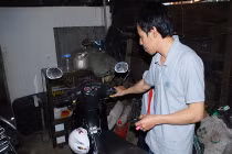 Anh nông dân chân đất và sáng chế chống trộm độc đáo