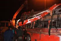 Xe khách Phương Trang lật nhào, 13 người gặp nạn