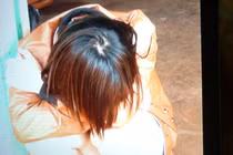 Thiếu nữ bị bắt làm con tin, hiếp dâm tập thể