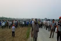 Chống cưỡng chế đất, 11 người bị bắt giữ