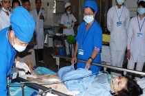 Xét lại việc “miễn tội” cho PGĐ Sở đâm chết người