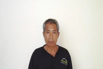 Đưa 25.000 đồng dụ bé gái tâm thần vào bãi mía hiếp dâm